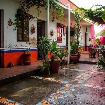 La Hacienda Tlaquepaque Hotel Exterior photo